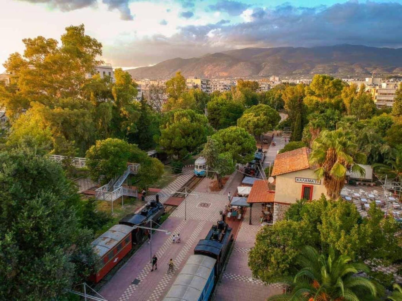 Uncover Kalamata'S Hidden Gem - Cosy City Nest Eksteriør billede